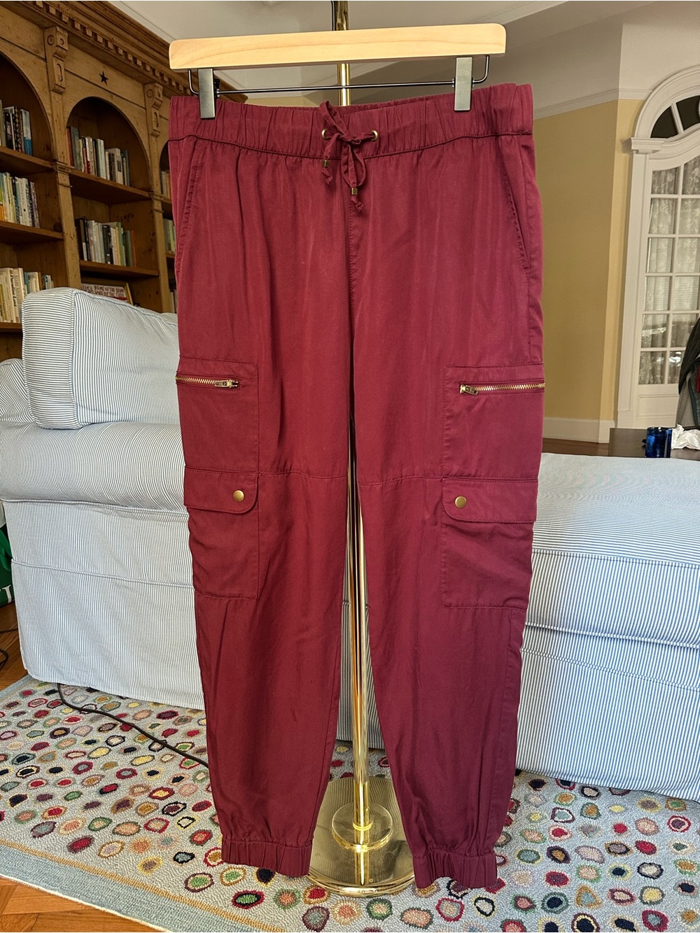 BANANA REPUBLIC Wine Red Cargo Joggers